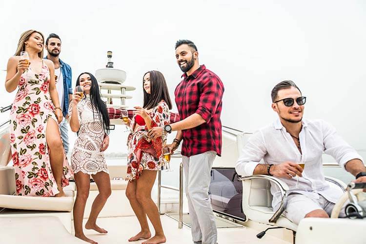 new years yacht party dubai